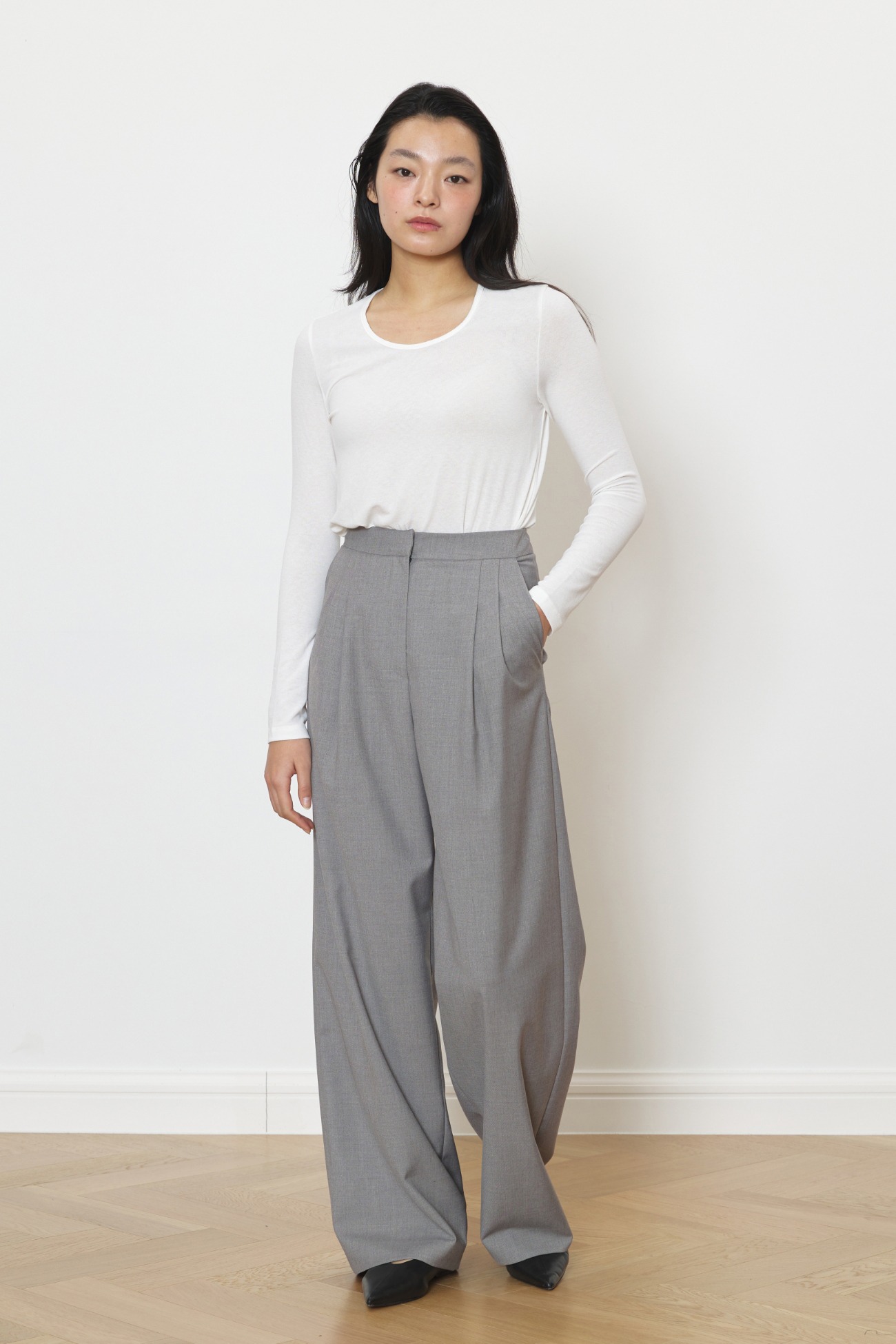 Relaxed tailored pants gray