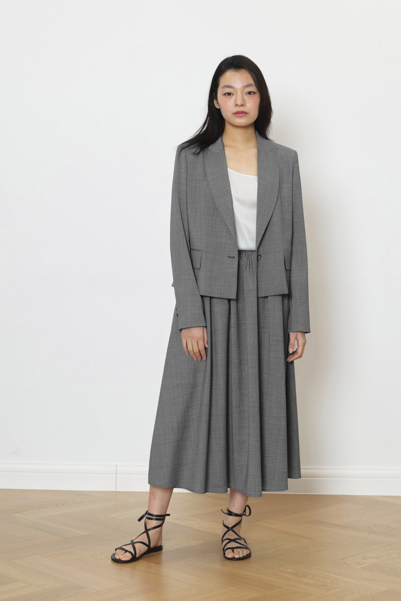 New le gris summer wool skirt